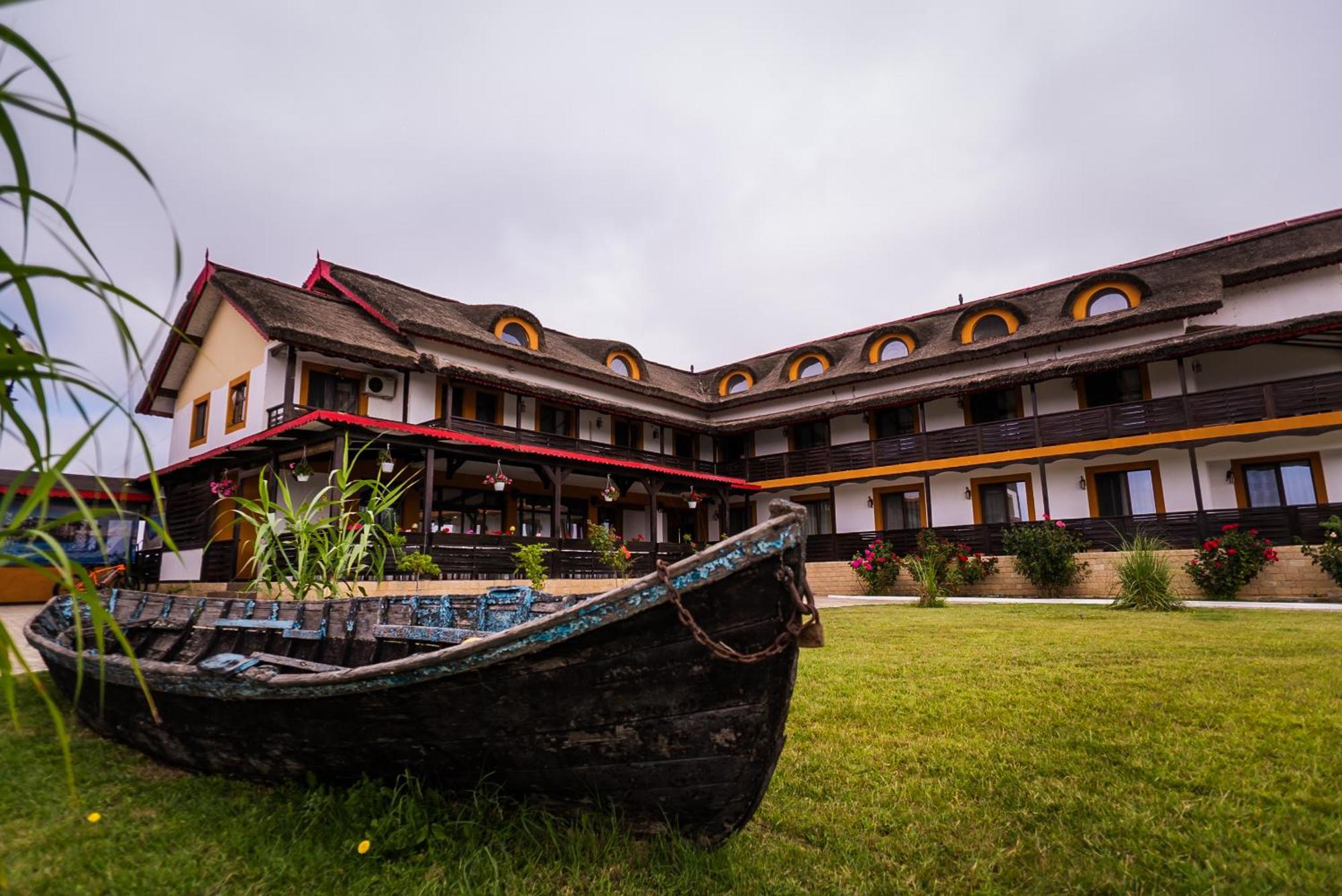 Pensiunea Danubiu Hotel Murighiol Exterior photo